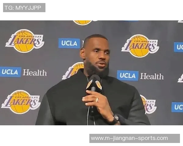 字母哥力挺詹姆斯称其技术无可置疑最伟大球员实至名归